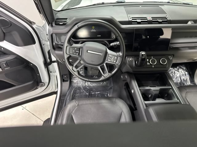 Used 2025 Land Rover Defender 130 S AWD/4WD image 4