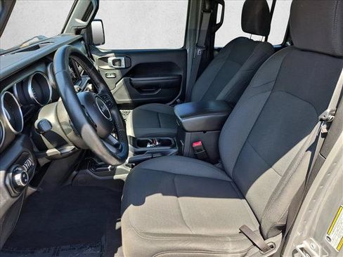 Used 2021 Jeep Gladiator Sport AWD/4WD image 16