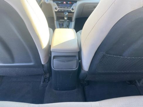 Used 2018 Hyundai Elantra Value Edition image 32