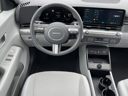 Certified 2024 Hyundai Kona SEL w/ Convenience Package FWD image 12