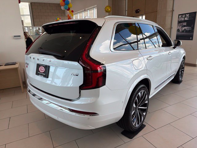 New 2026 Volvo XC90 T8 Plus w/ Protection Package Premier AWD/4WD image 3