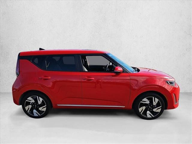 Used 2024 Kia Soul GT-Line w/ Option Group 020 FWD image 4