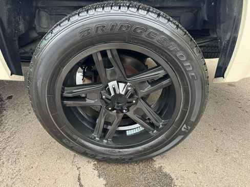 Used 2011 GMC Sierra 1500 Denali image 29