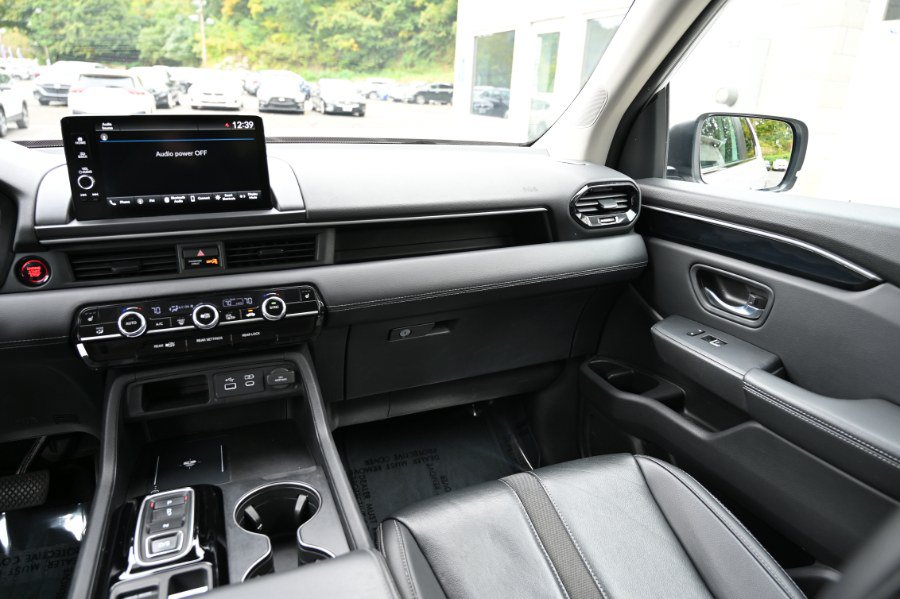 Used 2023 Honda Pilot EX-L image 13