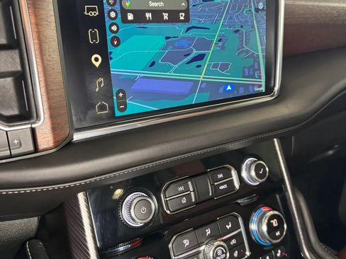 Used 2023 GMC Yukon Denali Ultimate AWD/4WD image 40