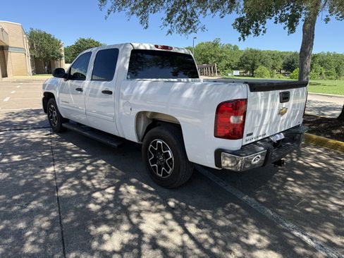 Used 2011 Chevrolet Silverado 1500 LT image 6