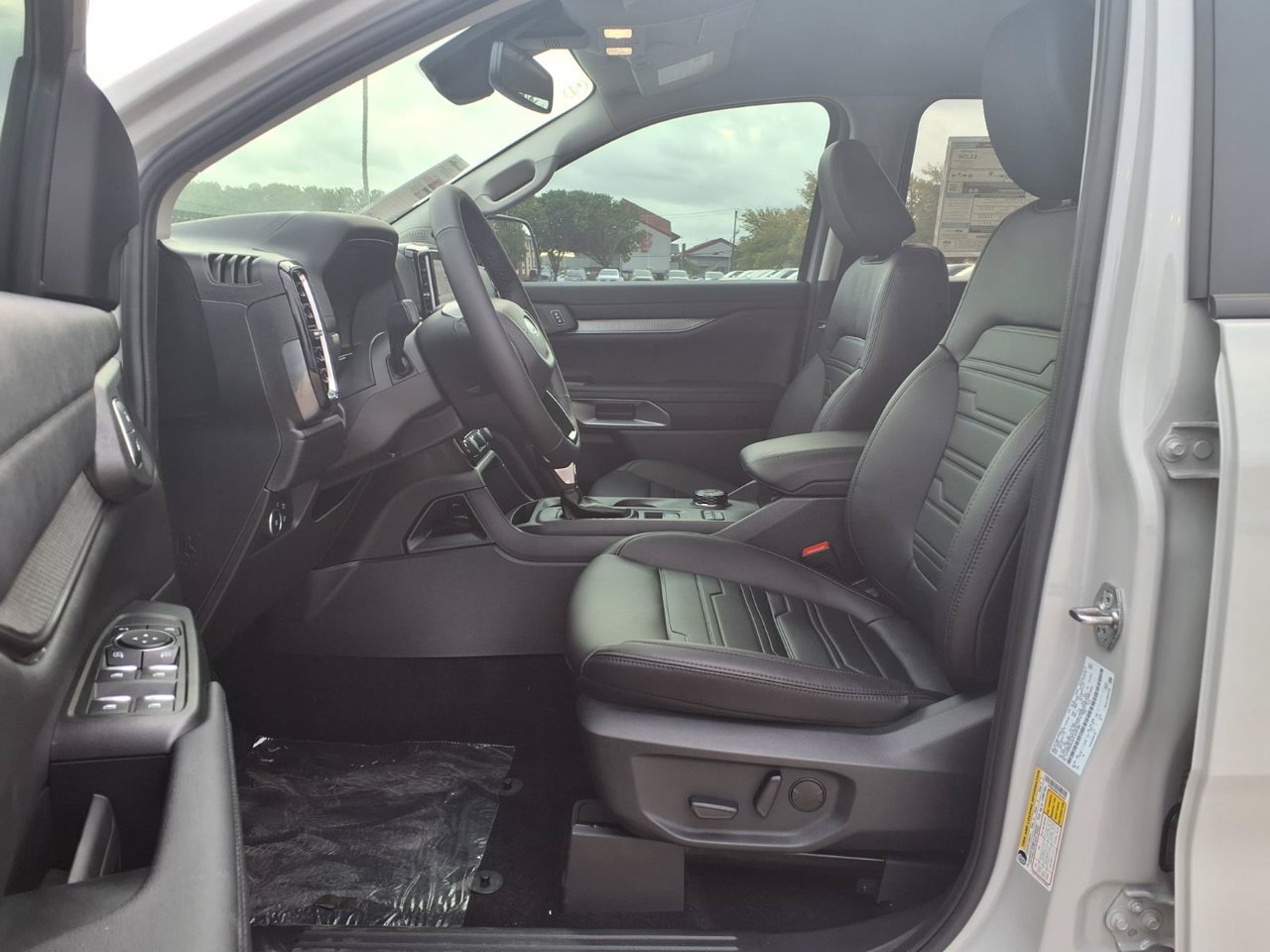 New 2026 Ford Ranger Lariat w/ FX4 Off-Road Package AWD/4WD image 19