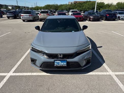 Used 2023 Honda Civic Sport image 8
