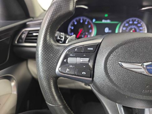 Used 2020 Genesis G70 2.0T image 18