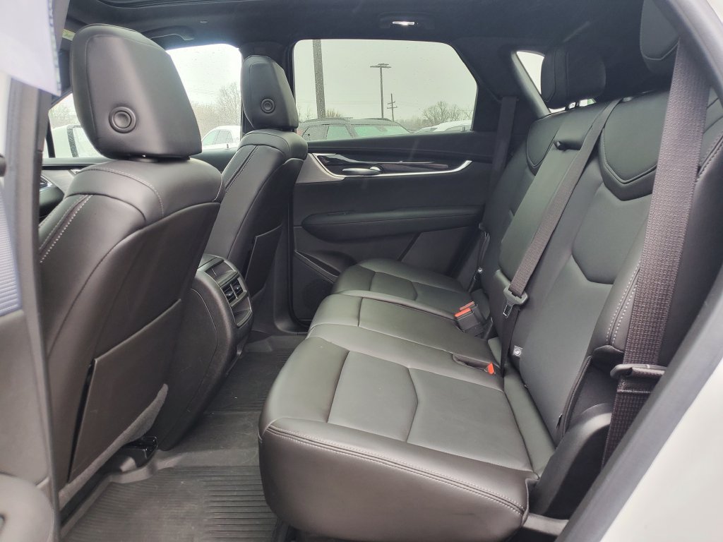 Certified 2023 Cadillac XT5 Premium Luxury w/ LPO, Floor Liner Package AWD/4WD image 41