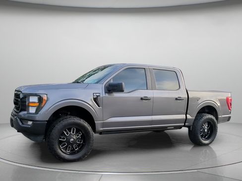 Used 2023 Ford F150 XLT w/ Bed Utility Package AWD/4WD image 14