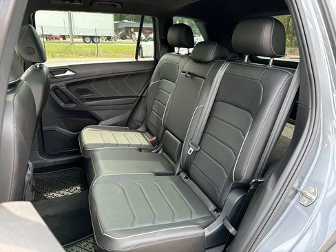 Used 2023 Volkswagen Tiguan SEL R-Line AWD/4WD image 19