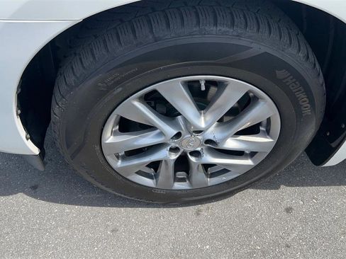 Used 2013 INFINITI JX35 AWD w/ Premium Pkg image 16