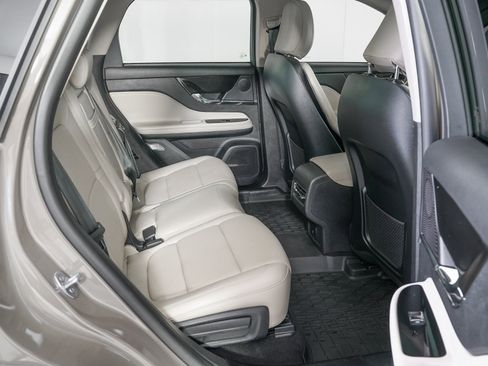 Used 2025 Lincoln Corsair Grand Touring w/ Jet Appearance Package image 10