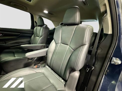 Certified 2025 Subaru Ascent Bronze Edition w/ Onyx Package image 28