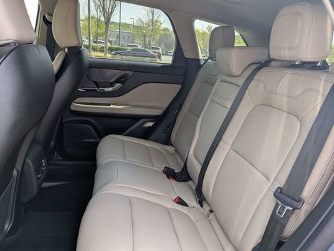 New 2026 Lincoln Corsair Premiere image 13