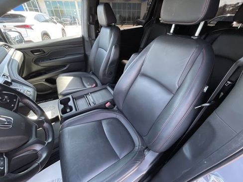 Used 2023 Honda Odyssey Sport image 12
