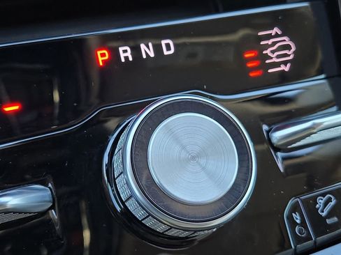 Used 2022 Jeep Grand Cherokee Overland image 24