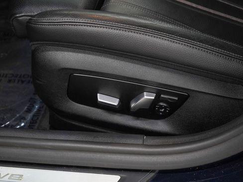 Used 2018 BMW 530e xDrive w/ Premium Package 2 AWD/4WD image 22
