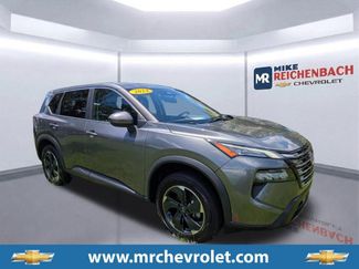Used 2024 Nissan Rogue SV AWD/4WD video 1