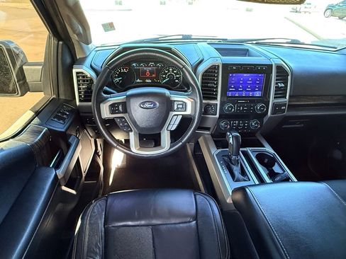Used 2020 Ford F150 Lariat image 18