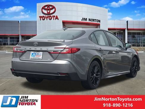 Used 2025 Toyota Camry SE w/ Multimedia Upgrade Package AWD/4WD image 8