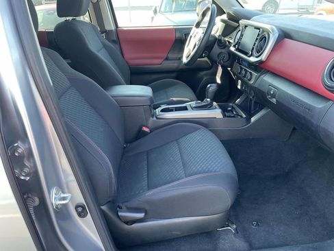 Used 2022 Toyota Tacoma SR5 image 44