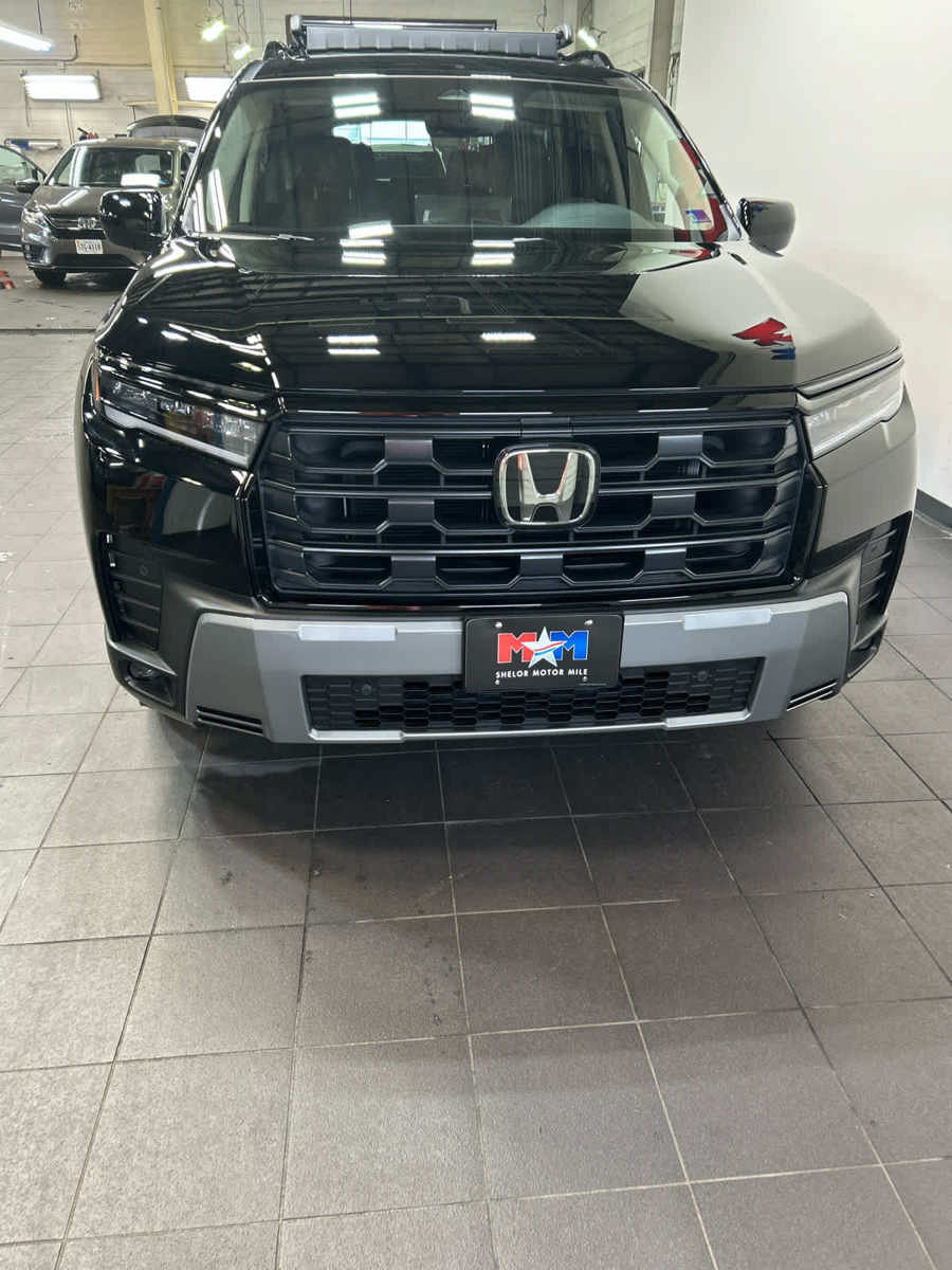 New 2026 Honda Pilot EX-L image 3