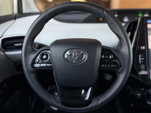 Used 2019 Toyota Prius Limited w/ Carpet Mat Package FWD image 20