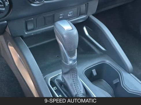 Used 2022 Nissan Frontier SV AWD/4WD image 20