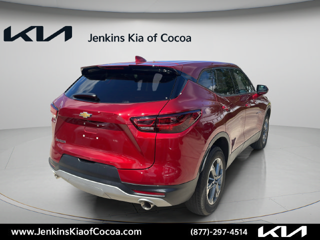 Used 2023 Chevrolet Blazer LT FWD image 5