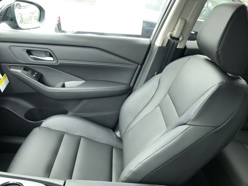 New 2026 Nissan Rogue SV image 31