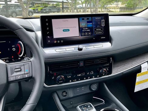 New 2026 Nissan Rogue Platinum image 6