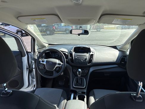 Used 2017 Ford C-MAX SE image 18