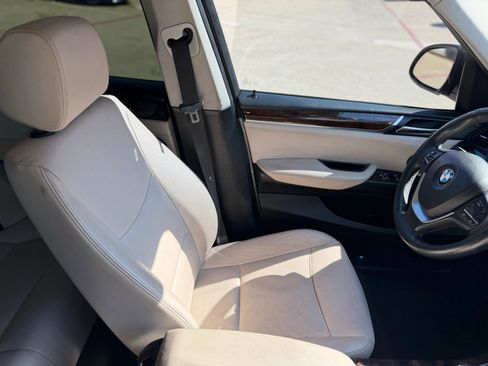 Used 2017 BMW X3 xDrive35i image 10
