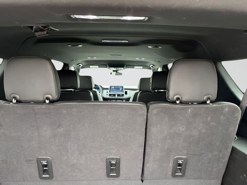 Used 2023 Chevrolet Suburban Premier AWD/4WD image 10