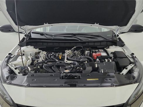 Certified 2024 Nissan Altima 2.5 SR image 36