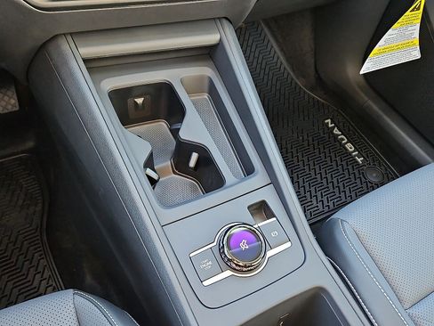 New 2026 Volkswagen Tiguan SE image 15