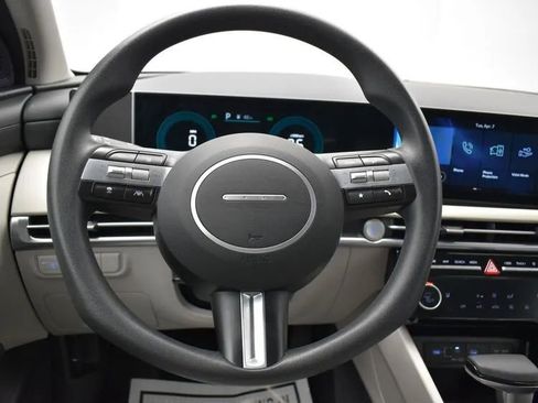 Used 2025 Hyundai Tucson SEL image 20