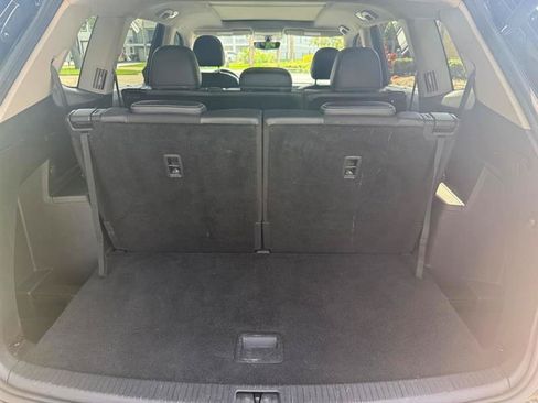 Used 2021 Volkswagen Atlas SE FWD image 16