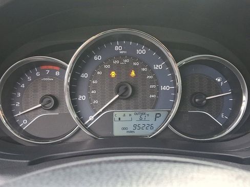 Used 2016 Toyota Corolla LE image 19