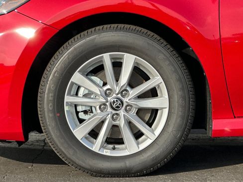 Used 2026 Toyota Camry LE w/ Convenience Package image 25