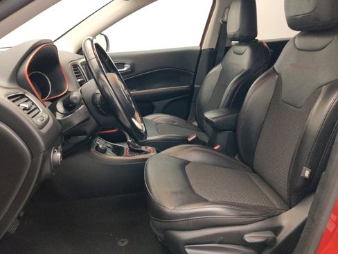Used 2020 Jeep Compass Trailhawk AWD/4WD image 17