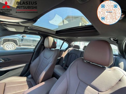 Used 2024 BMW 330i xDrive Sedan AWD/4WD image 41