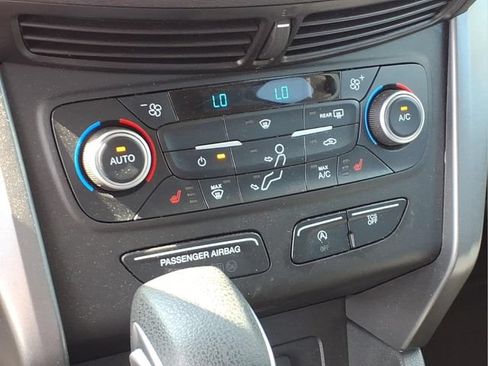 Used 2018 Ford Escape SE AWD/4WD image 10