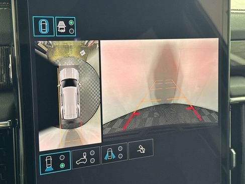 New 2026 GMC Yukon Elevation w/ Elevation Premium Package image 32