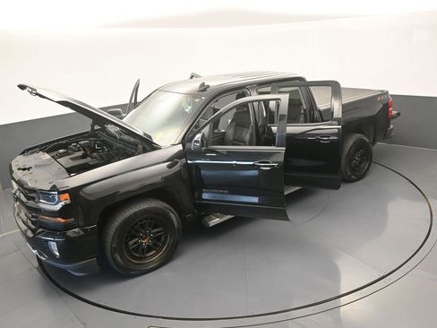 Used 2018 Chevrolet Silverado 1500 LT w/ All Star Edition AWD/4WD image 58