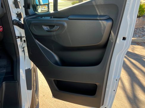 New 2026 Mercedes-Benz Sprinter 2500 image 17