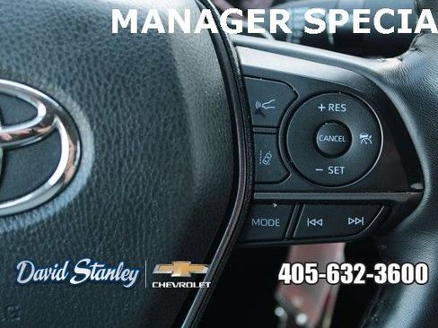 Used 2024 Toyota Camry SE image 16