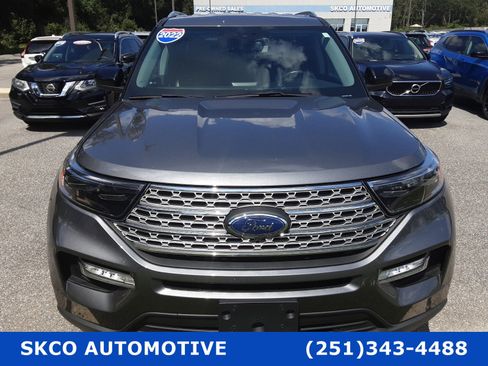 Used 2022 Ford Explorer Limited image 8